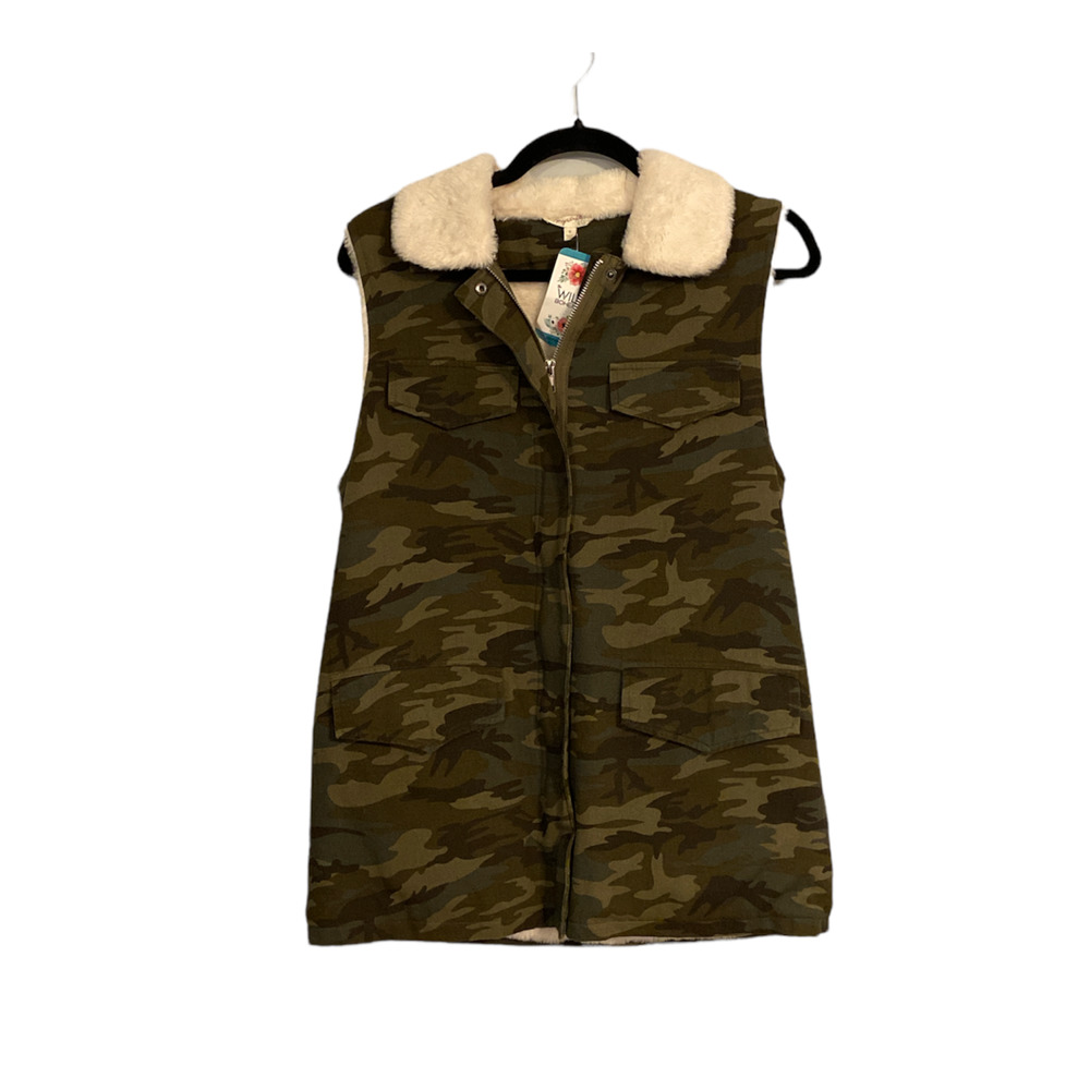Mystree Camo Vest Size S with Faux Fur and Detachable Collar